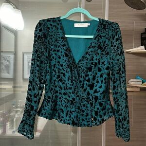 ✨ASTR The Label ✨ Black and Green Animal Print Burnout Flocked Velvet Top